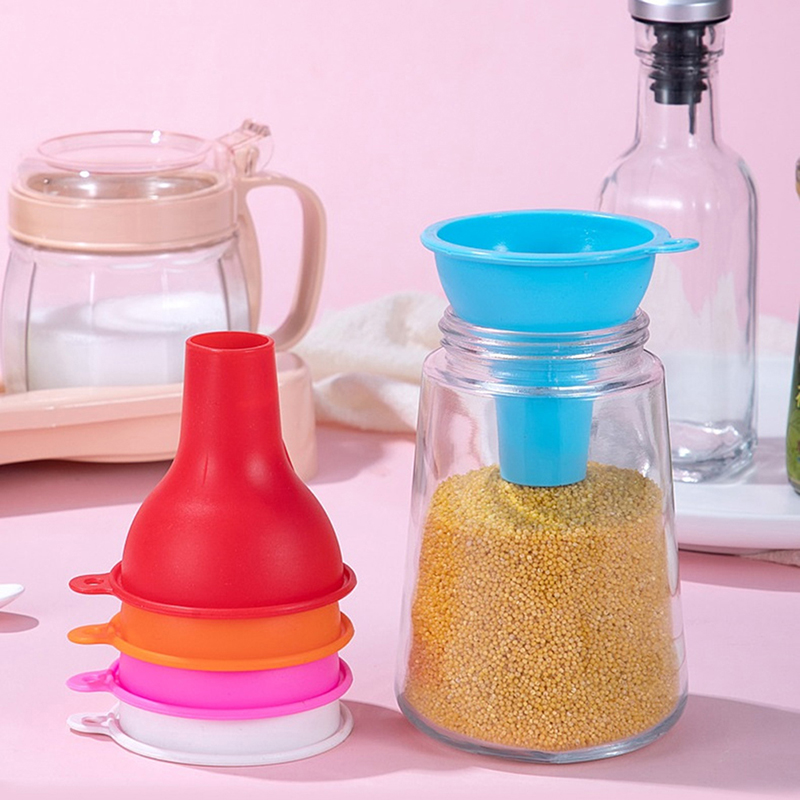 Kitchen Jobs - 【8CM Silicone Wide-Mouth Funnel Milk Powde